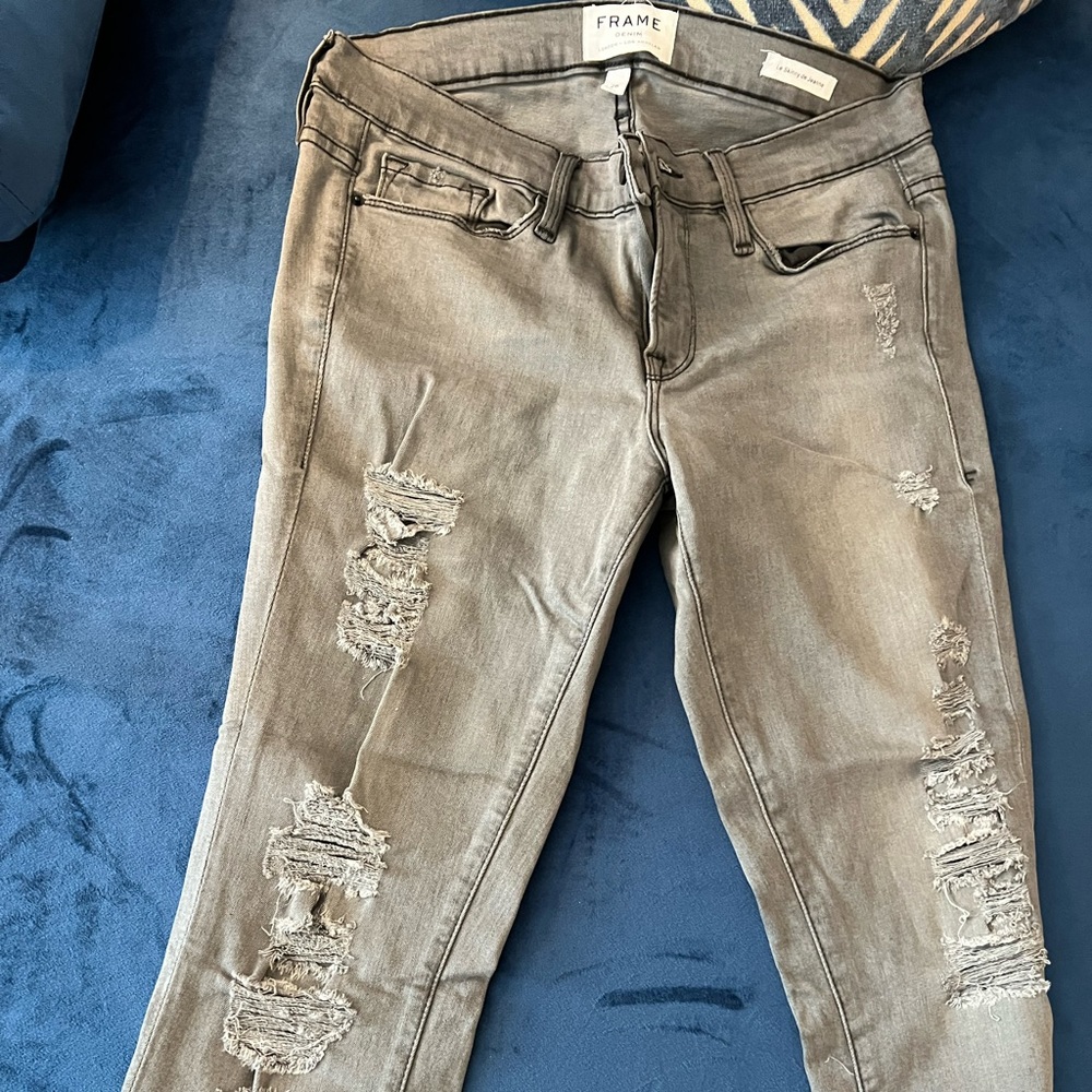 Frame jeans size 28!!